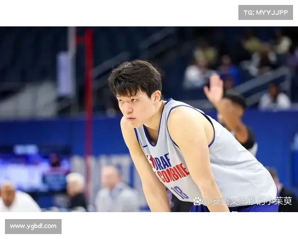 杨翰森短时间高效表现三节出战近十五分钟贡献四分三板一助攻命中率五成